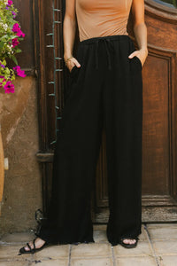 Elastic waist pants in black 