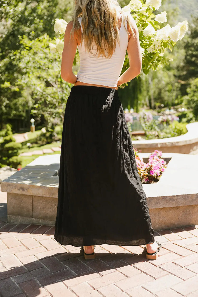 Plain color skirt in black 