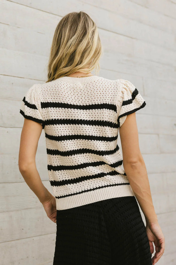 Crocheted top in oatmeal 