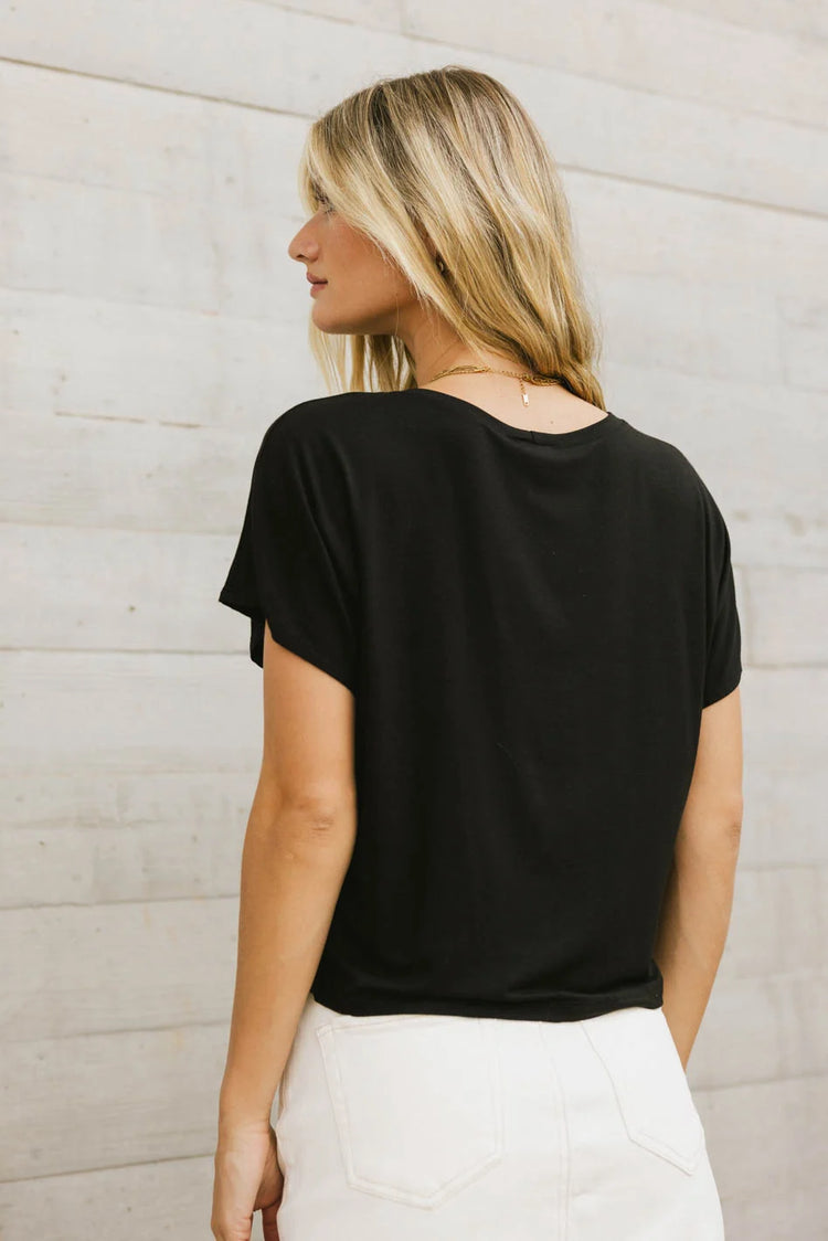 Plain color top in black 