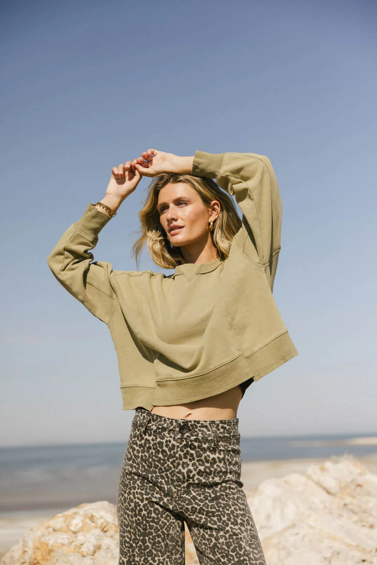 Long sleeves sweatshirt in olive 