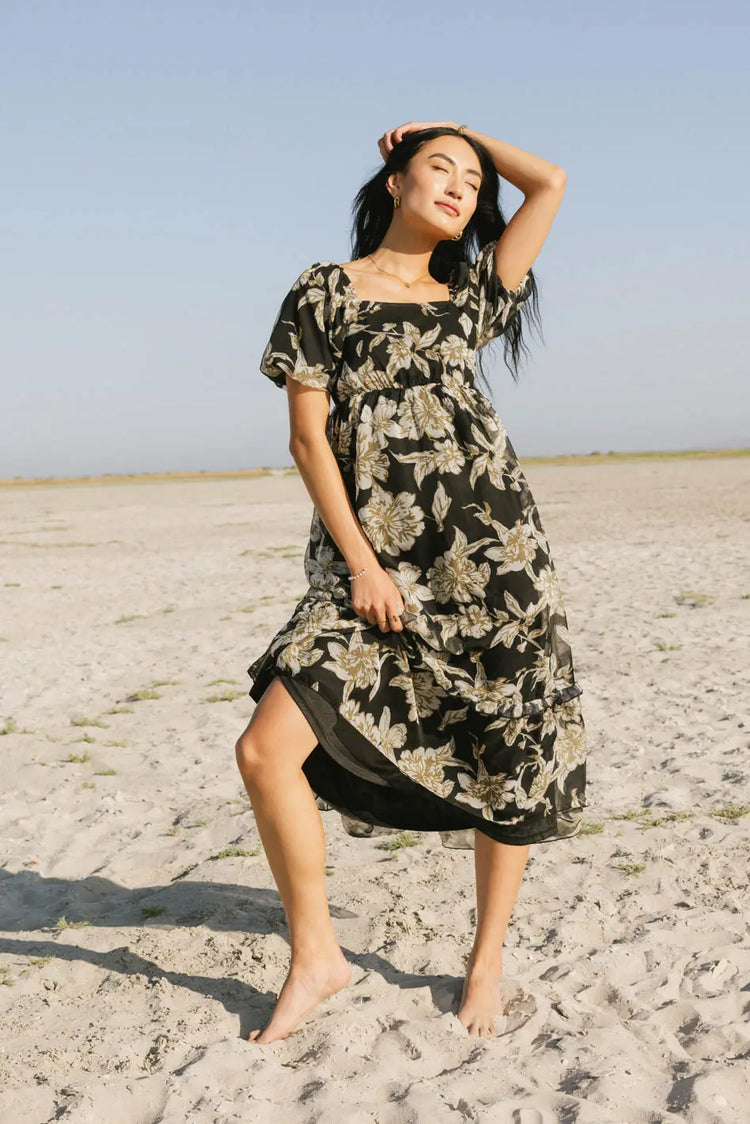 Woven floral midi dress in black 