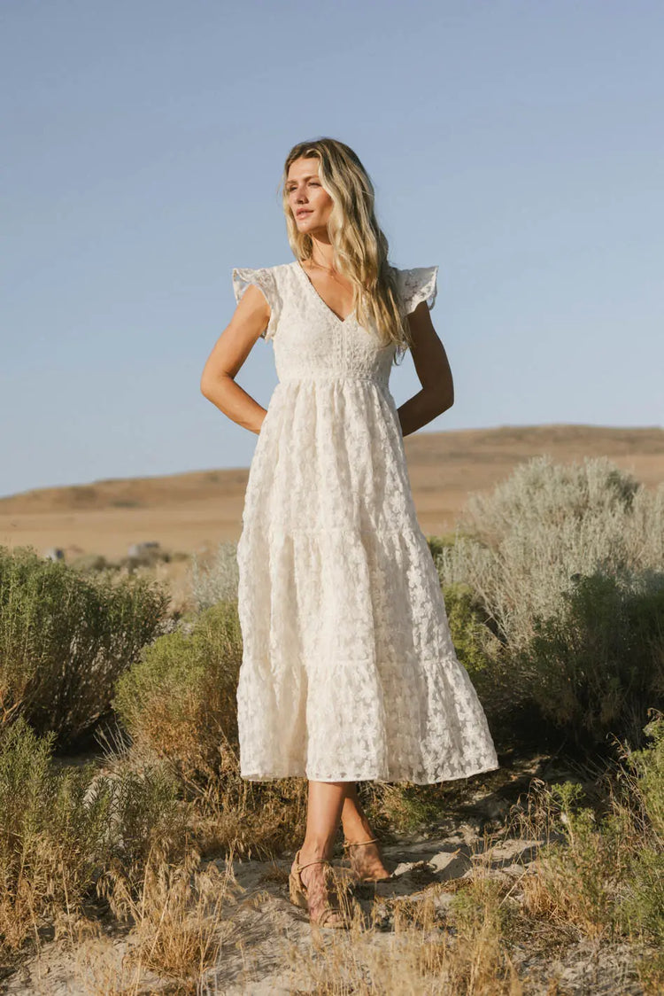 V-Neck dress in cream 