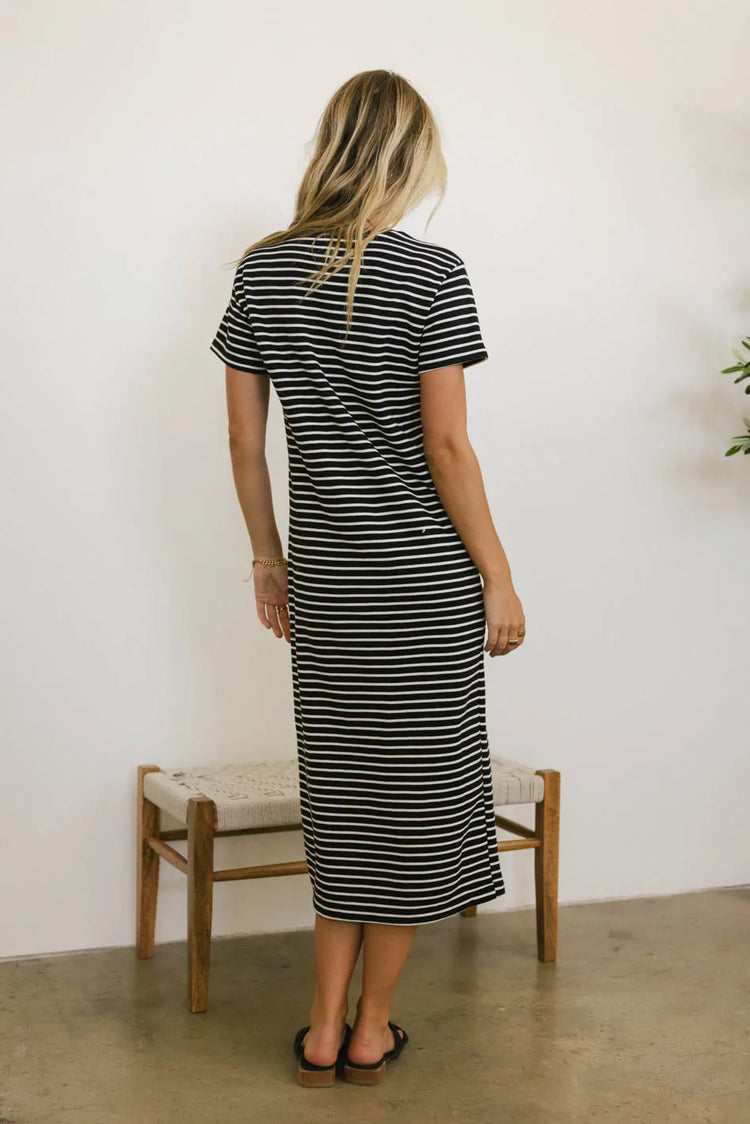 Short sleeves striped dress in black 