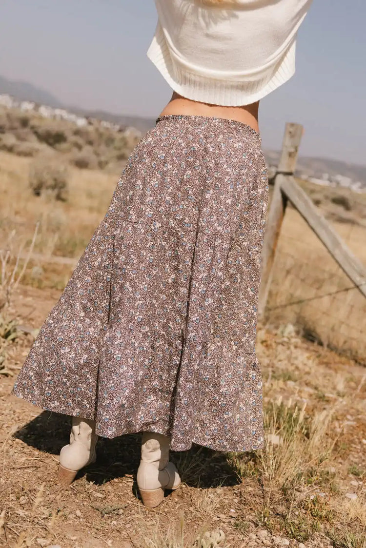 Tiered skirt in brown 