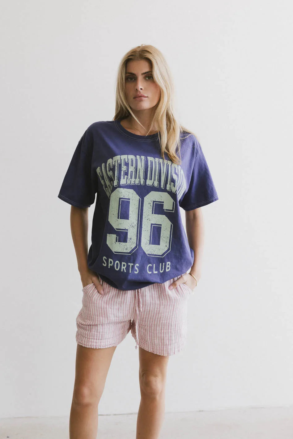 Round neck top in blue 