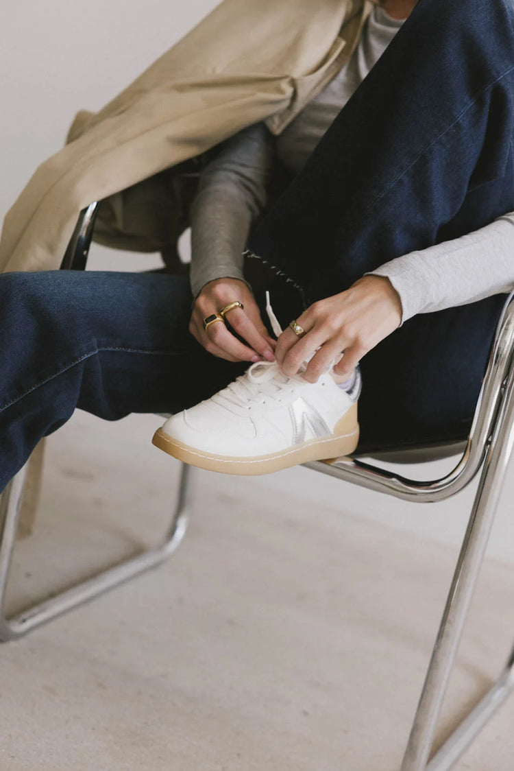 Shoes in white and silver 