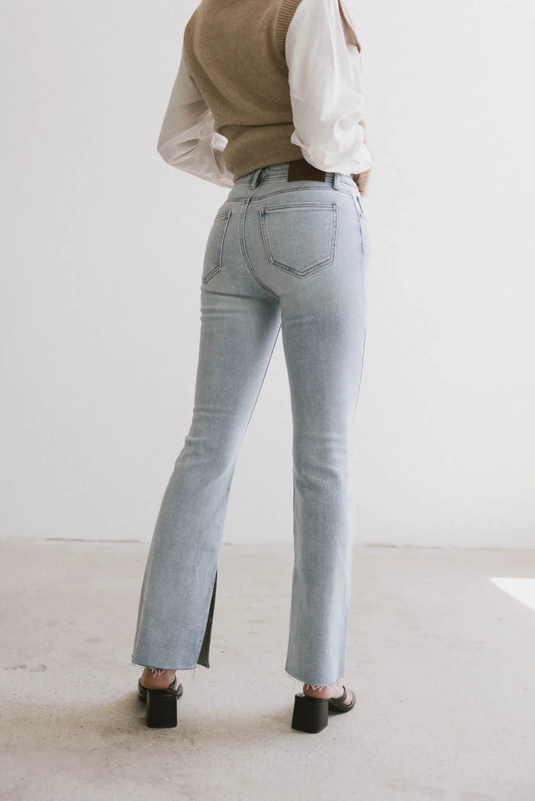 Two back pockets denim jeans 