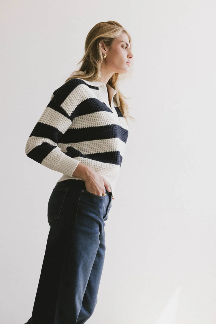 Long sleeves sweater in navy blue 