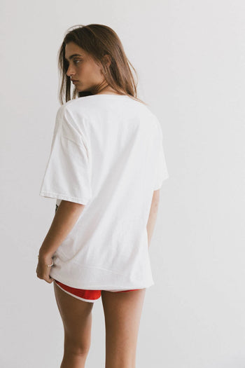 Plain color back graphic tee in white 
