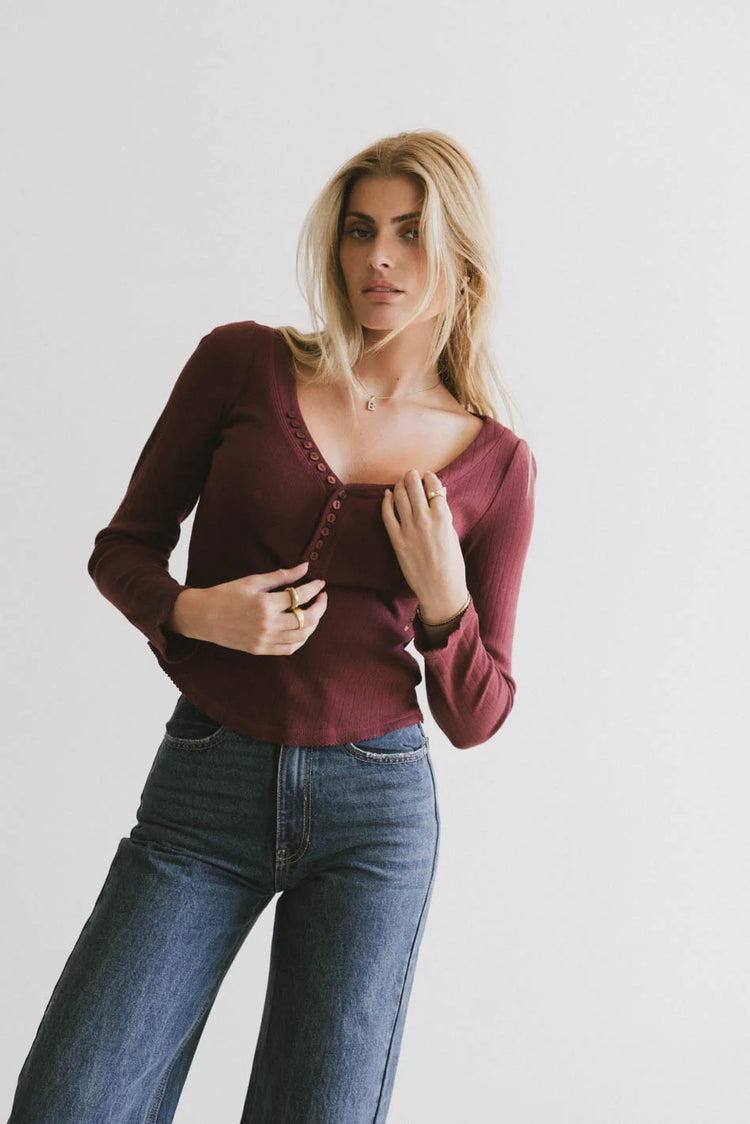 Basic top in burgundy 