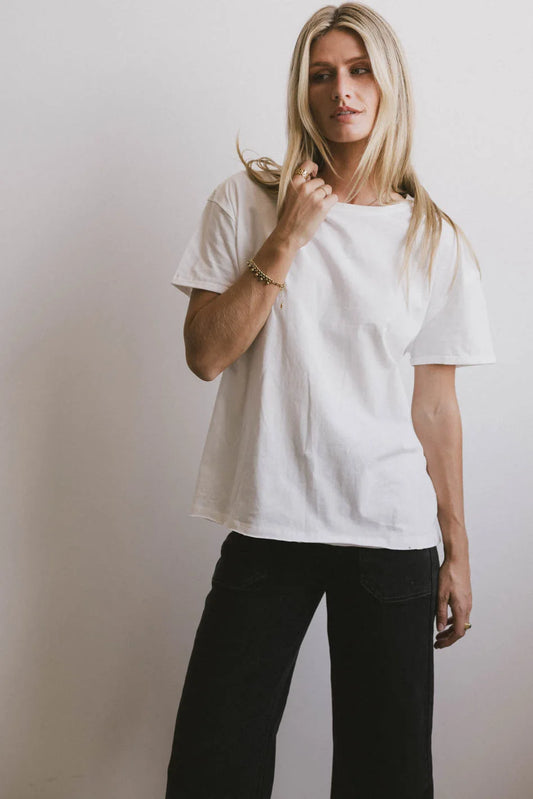 Round neck top in white 