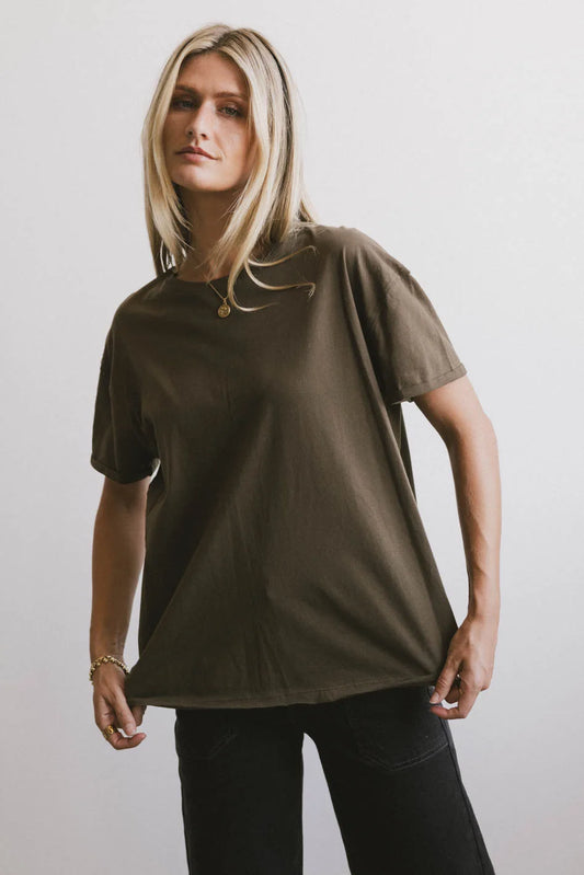 Basic top in dark olive 