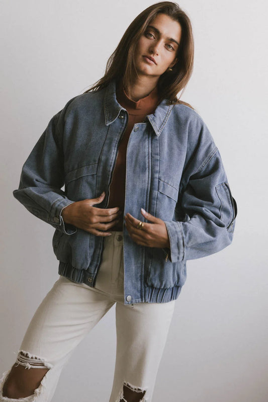 Denim jacket 