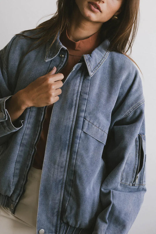 Zipper up denim jacket 