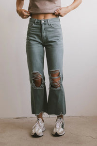 Distressed denim pants 