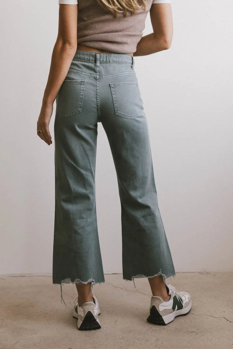 Two back pockets denim 