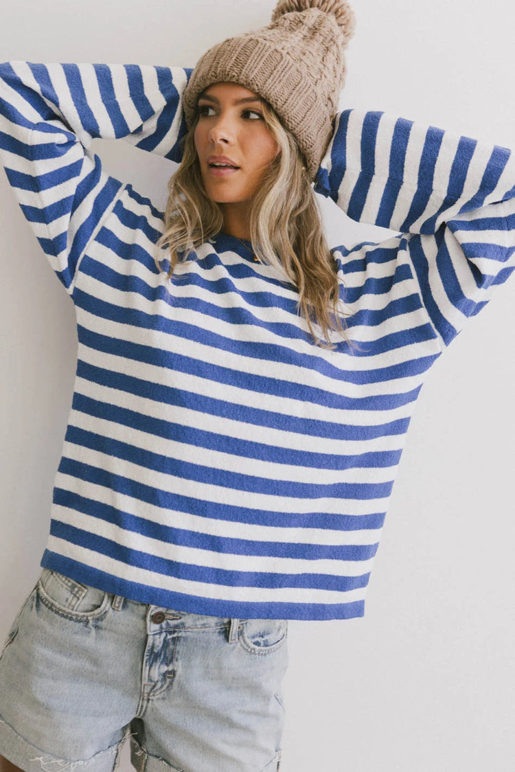 Striped top in blue 