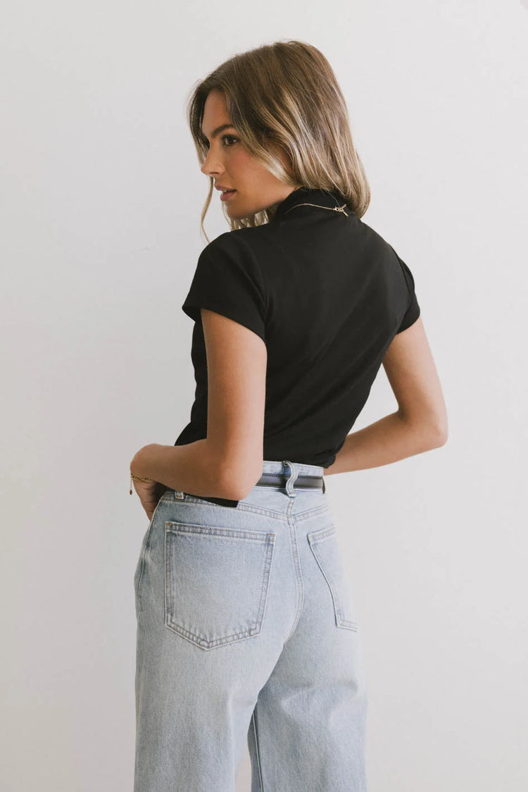 Shor sleeves top in black 