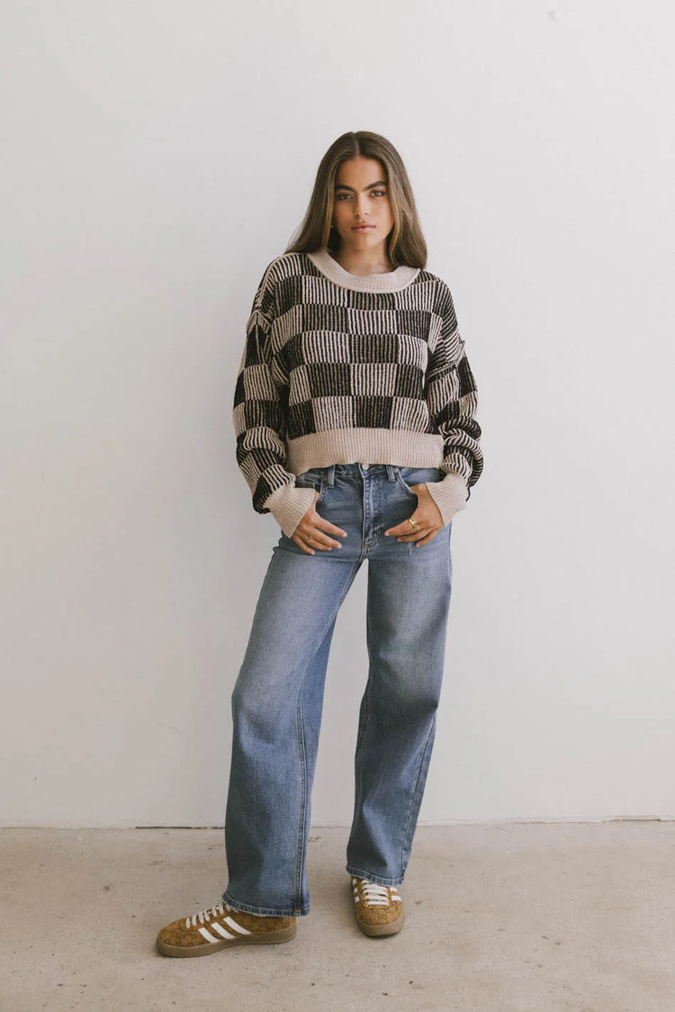 Cropped style sweater 