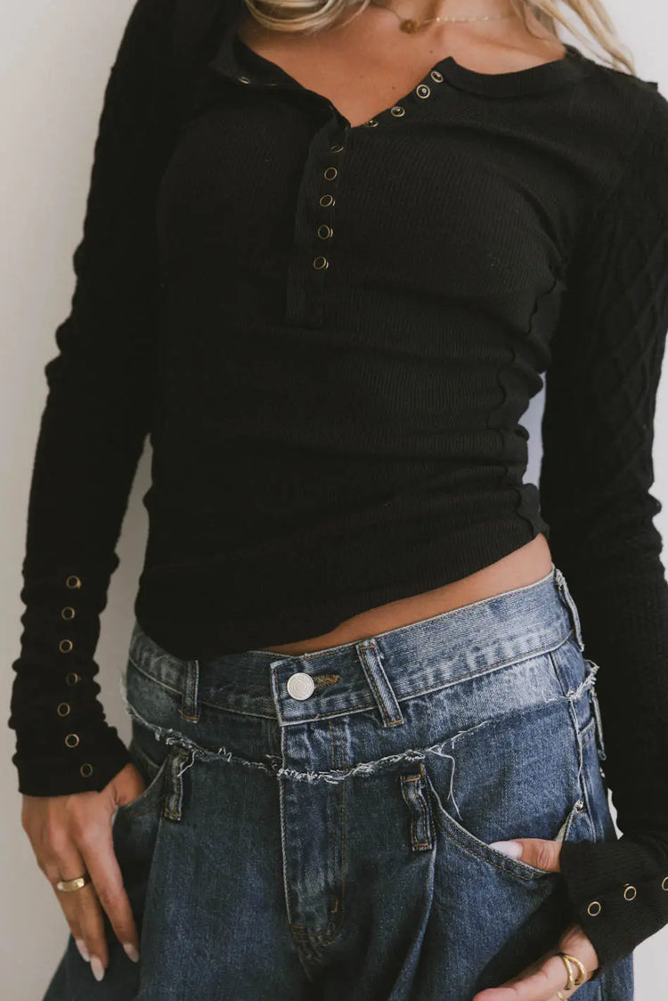 Knit top in black 