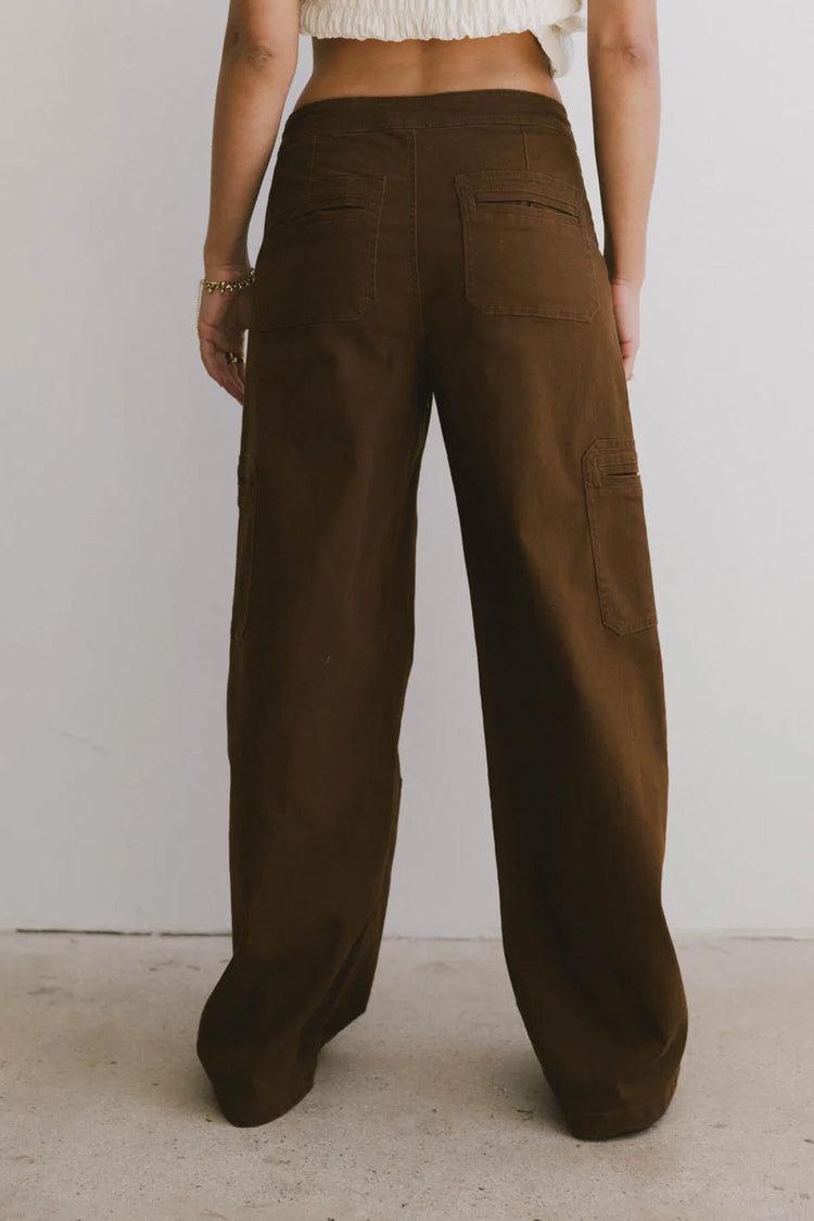 Straight legs pants in brown 