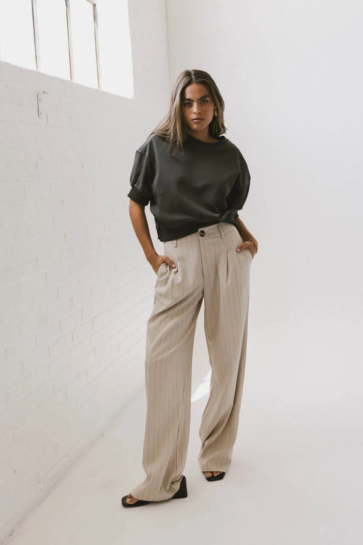 Wide leg pants in cream 