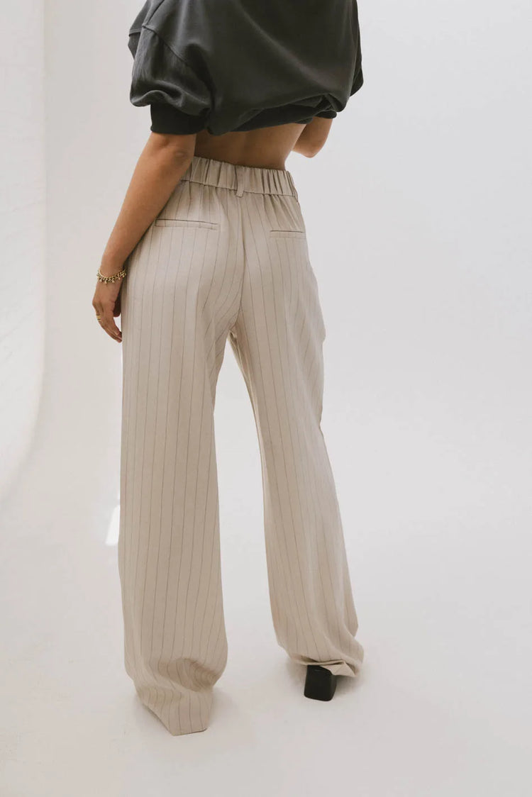 Striped pants in cream 