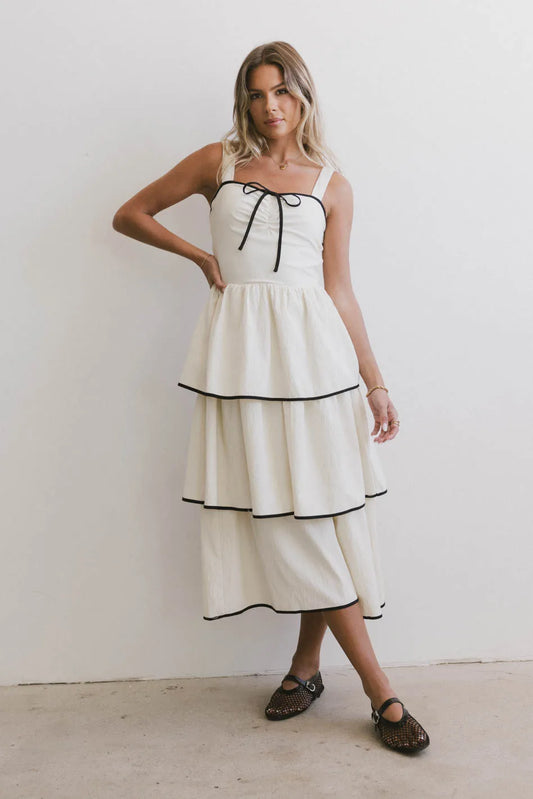 Front bow dress in cream 