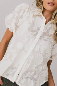 Button up blouse in cream 