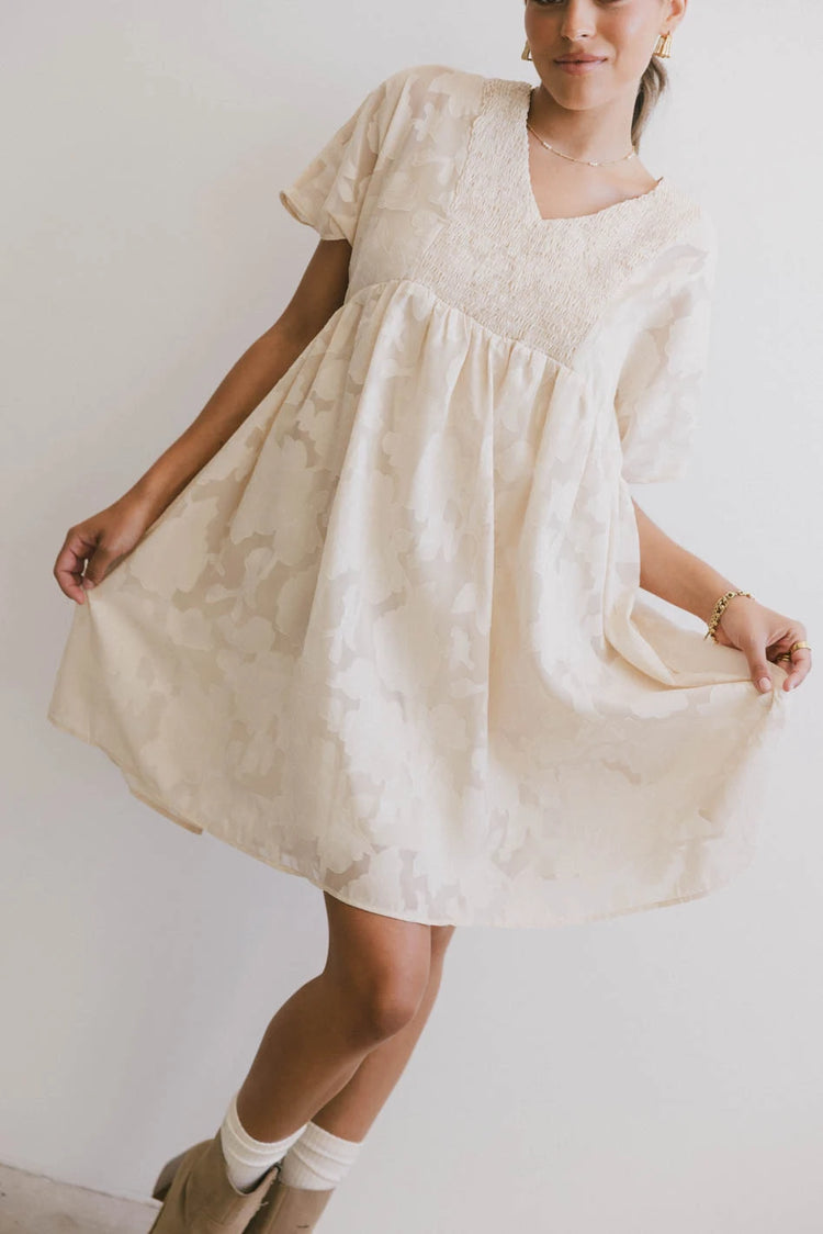 Woven dress in cream 