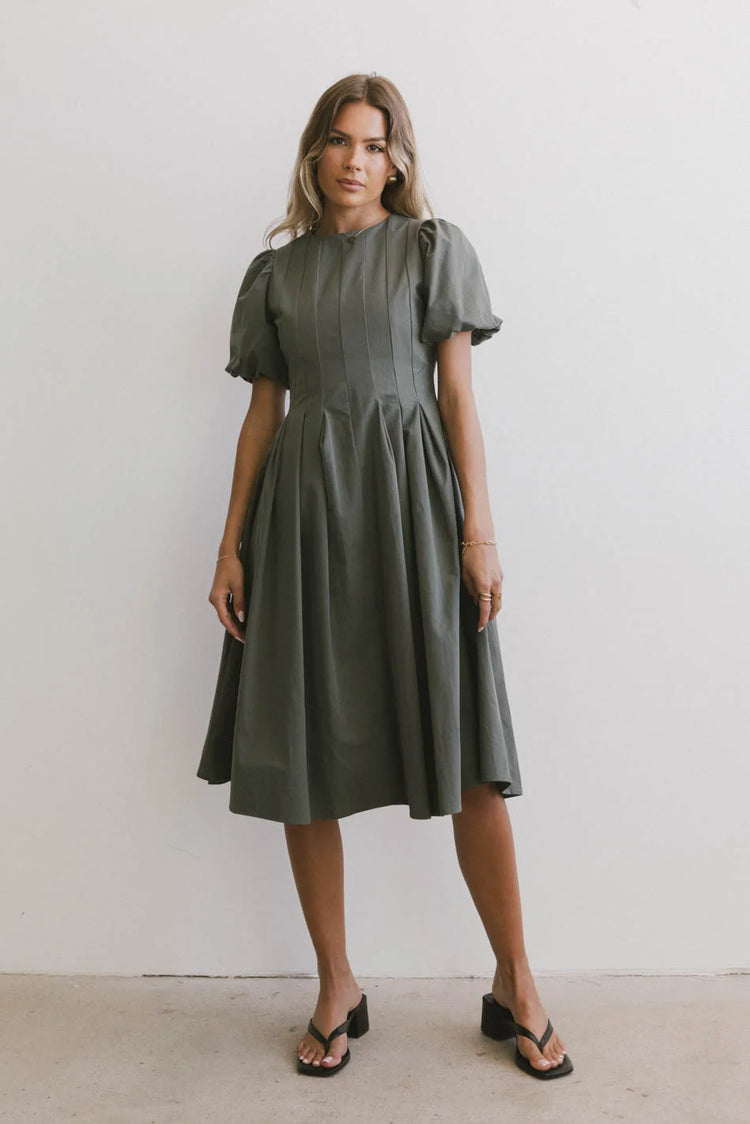 Midi dress in sage 