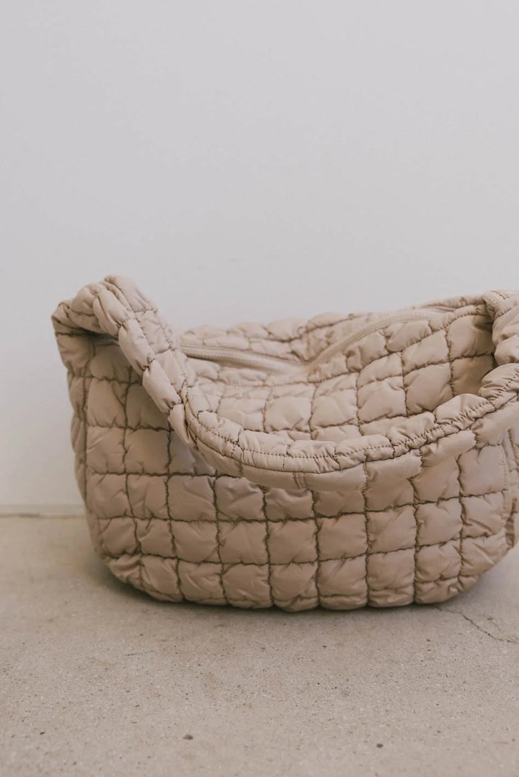 Quilted bag in beige 