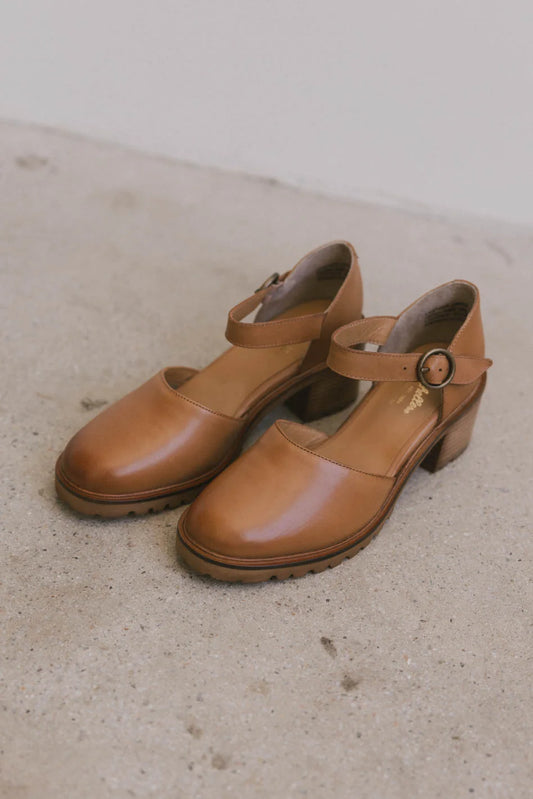 Heels in tan 