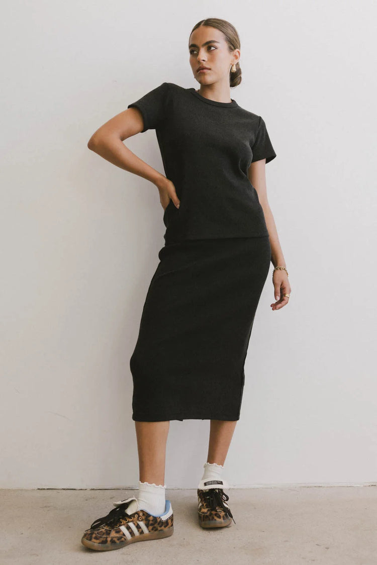 Midi skirt in black 