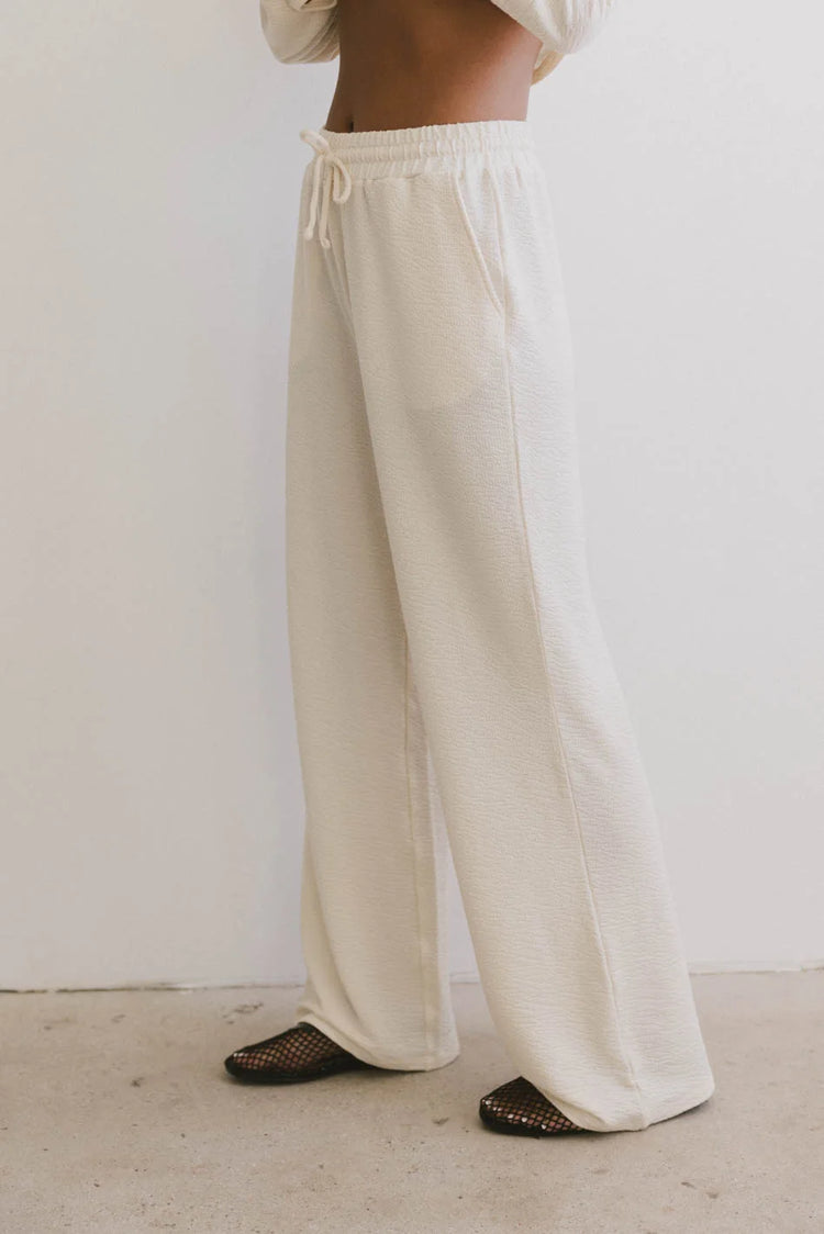 Two hand pockets pants in cream 