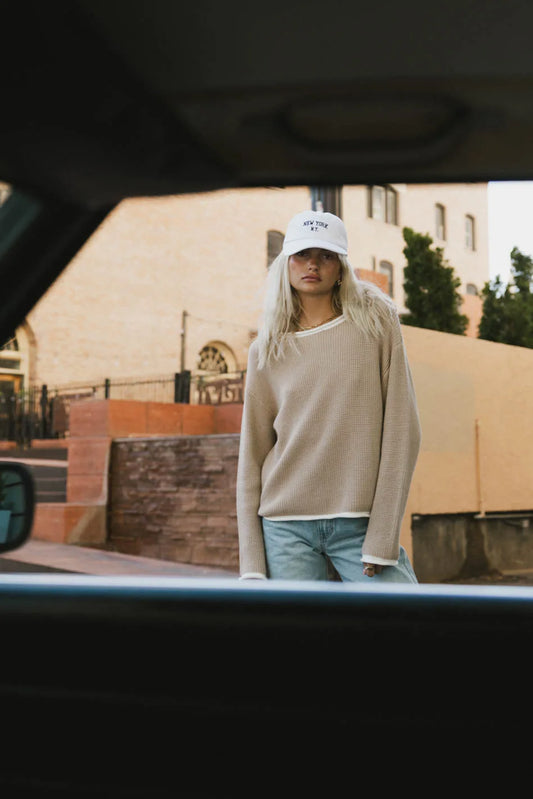 Round neck sweater in tan 