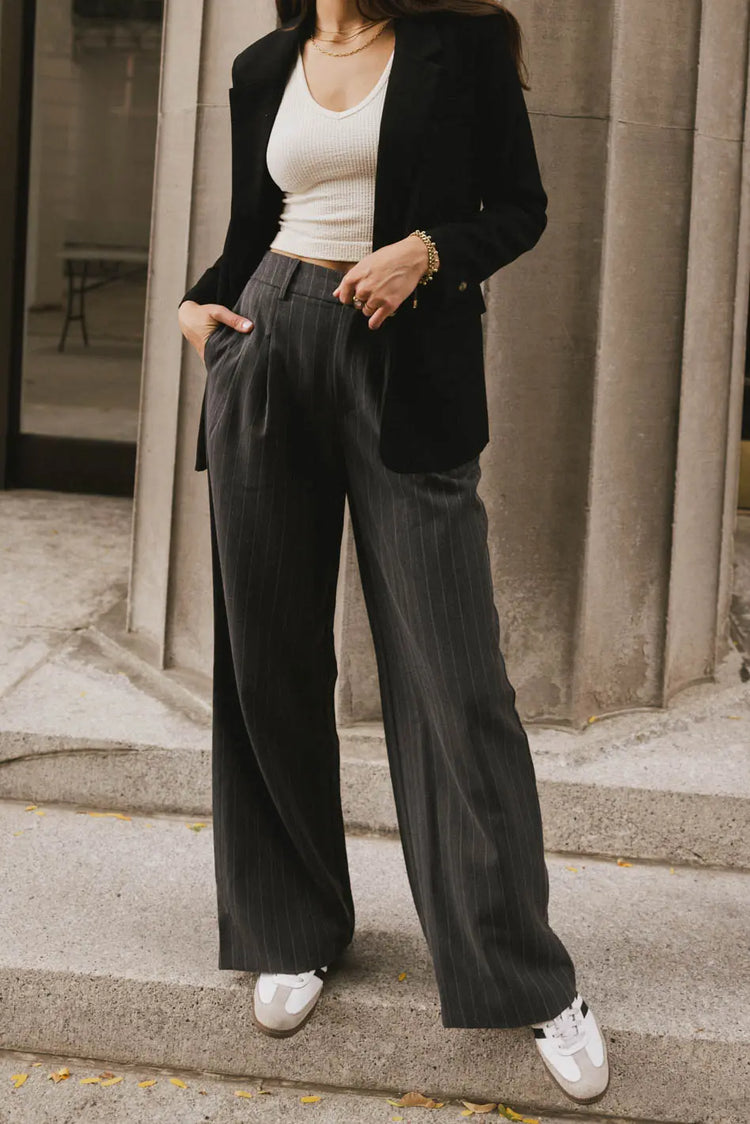 Wide legs pants in grey 