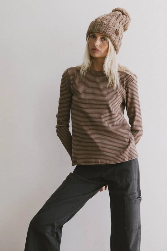 Round neck top in brown 