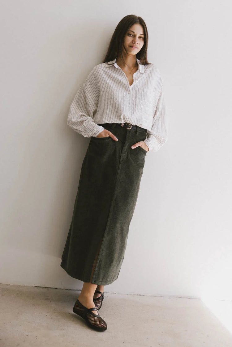 Maxi skirt in olive 