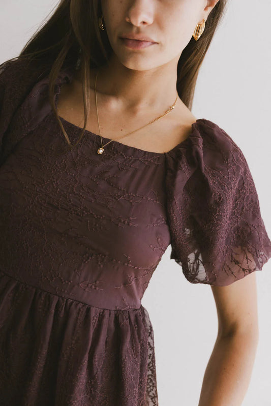 Square neck dress in burgundy 