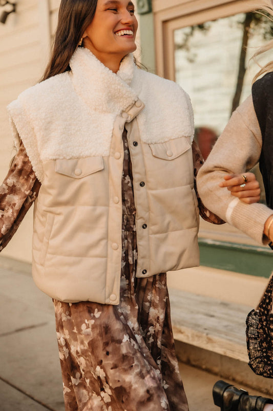 sherpa vest in taupe