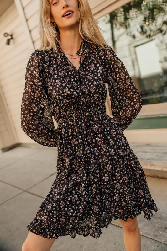 V-neck floral dress 