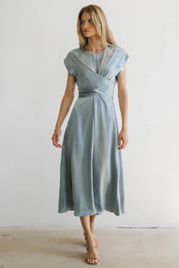 Midi dress in light blue 