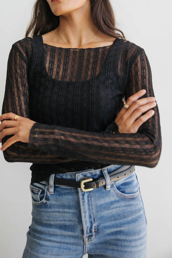 lace detail long sleeve top