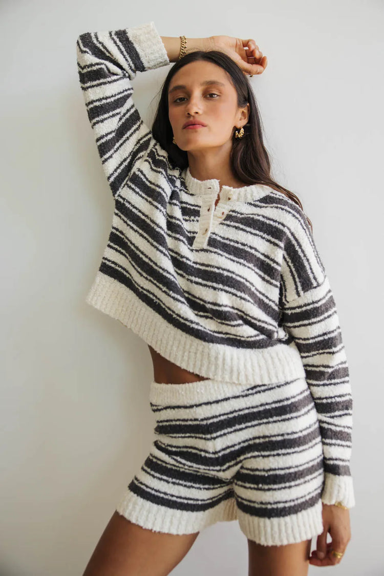 Elastic waist striped top in grey 