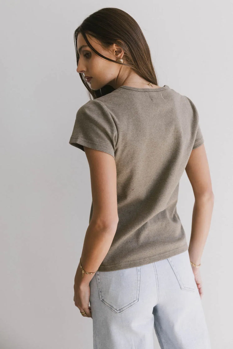 Short sleeves top in olive 