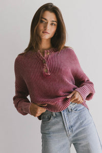 ribbed sweater in burgundy