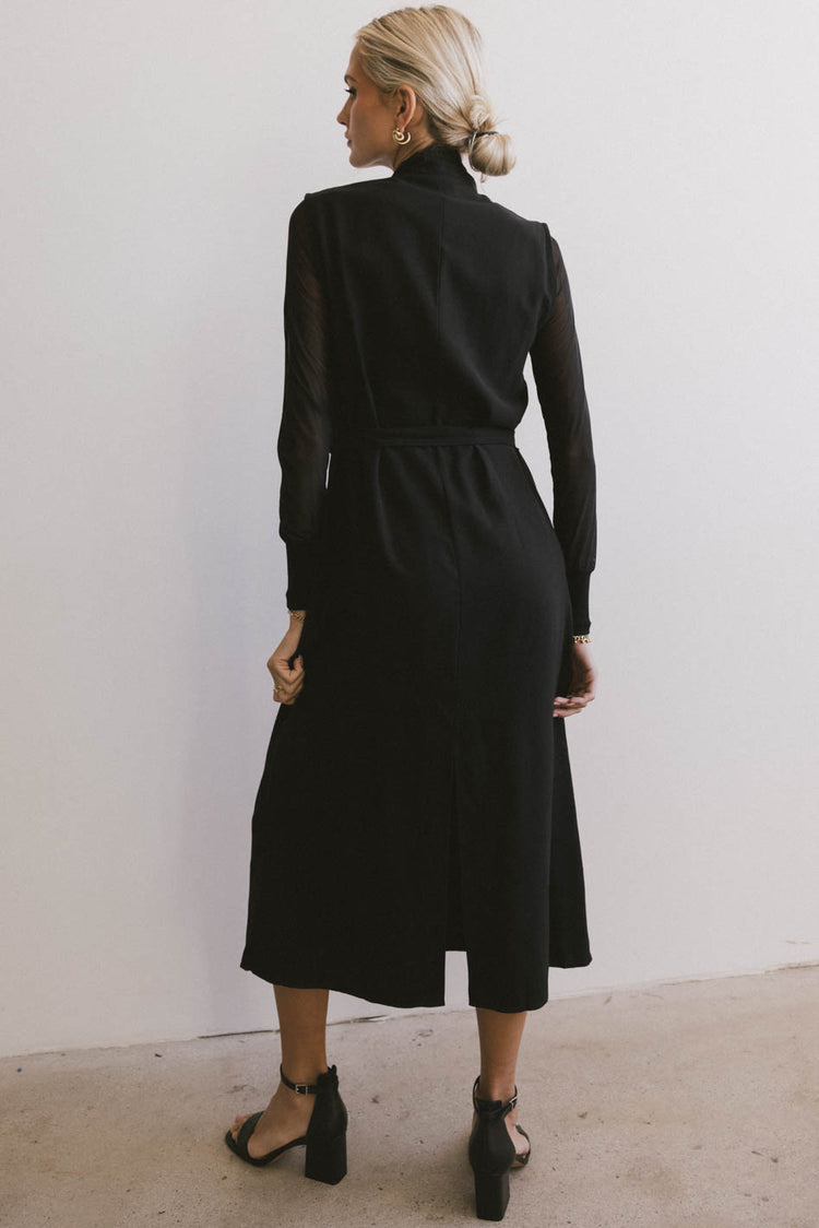 wrap dress in black