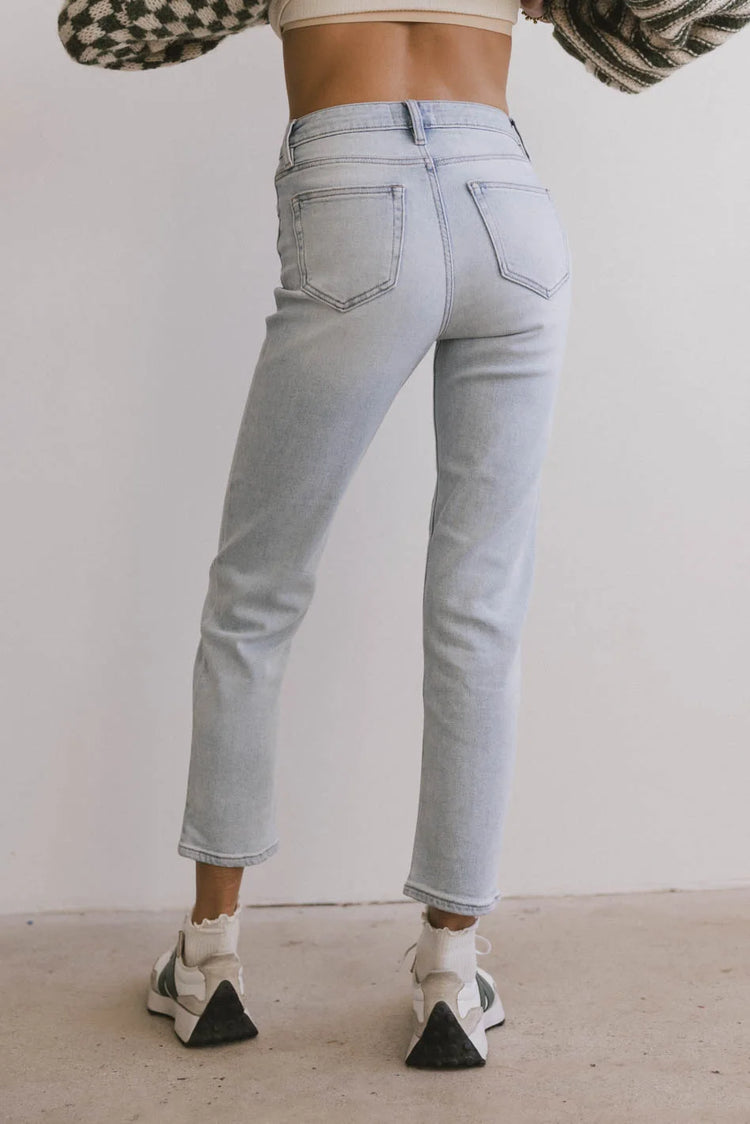 Two back pockets denim pants 